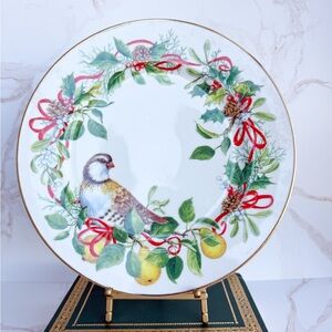 Vintage Andrea by Sadek Gold-Rimmed Winter Birds & Wreath Decorative Plate